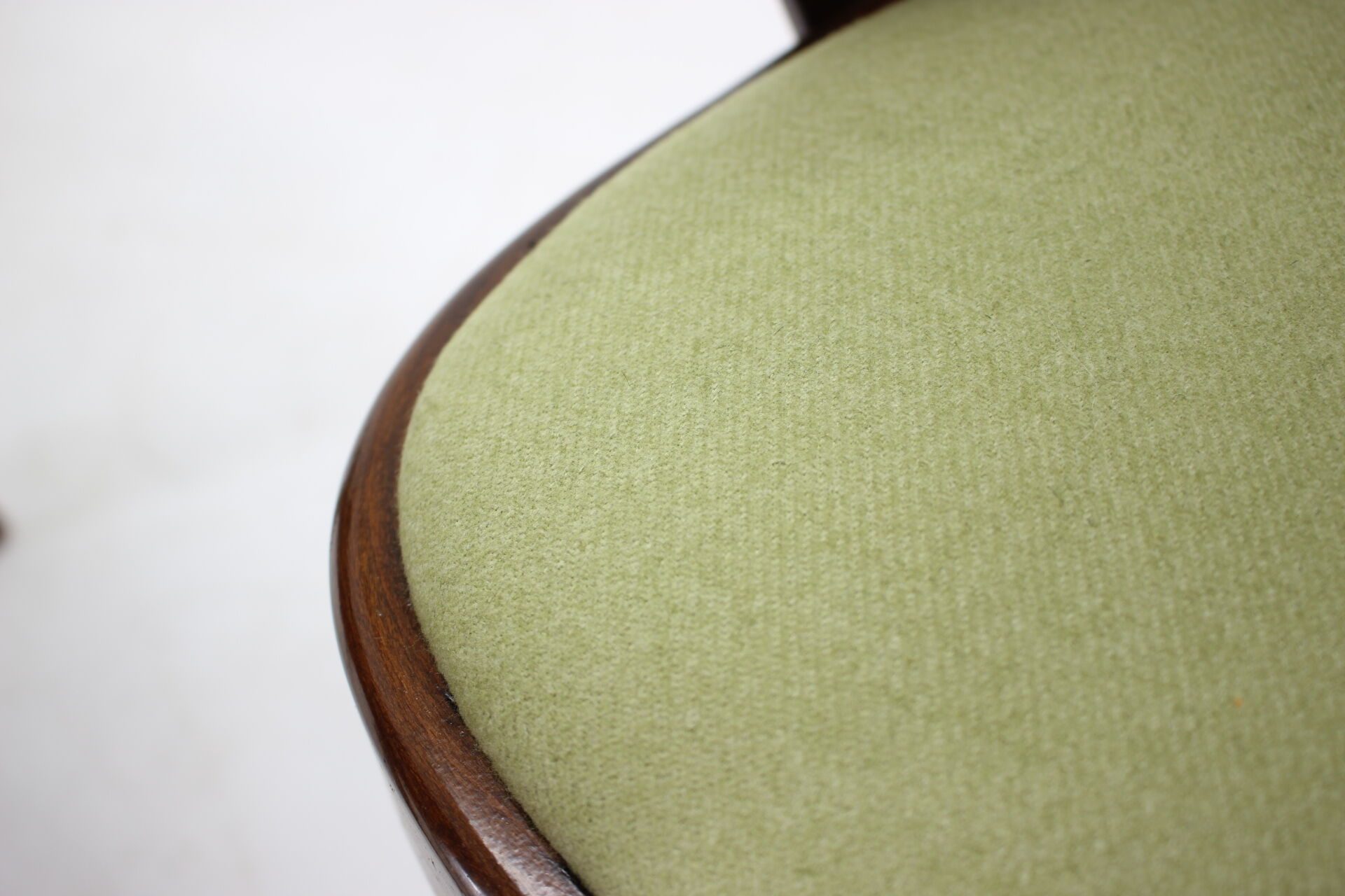 1960s set of four Oswald Haerdtl dining chairs, Czechoslovakia