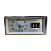 Réveil vintage, dateur a guichet, Diamond Shangaï, années 60-70