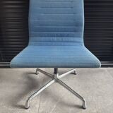 Charles Eames Office Chair VITRA Blue Fabric/Aluminium