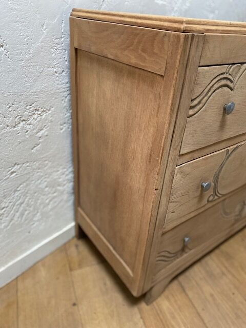Art Deco style chest of drawers