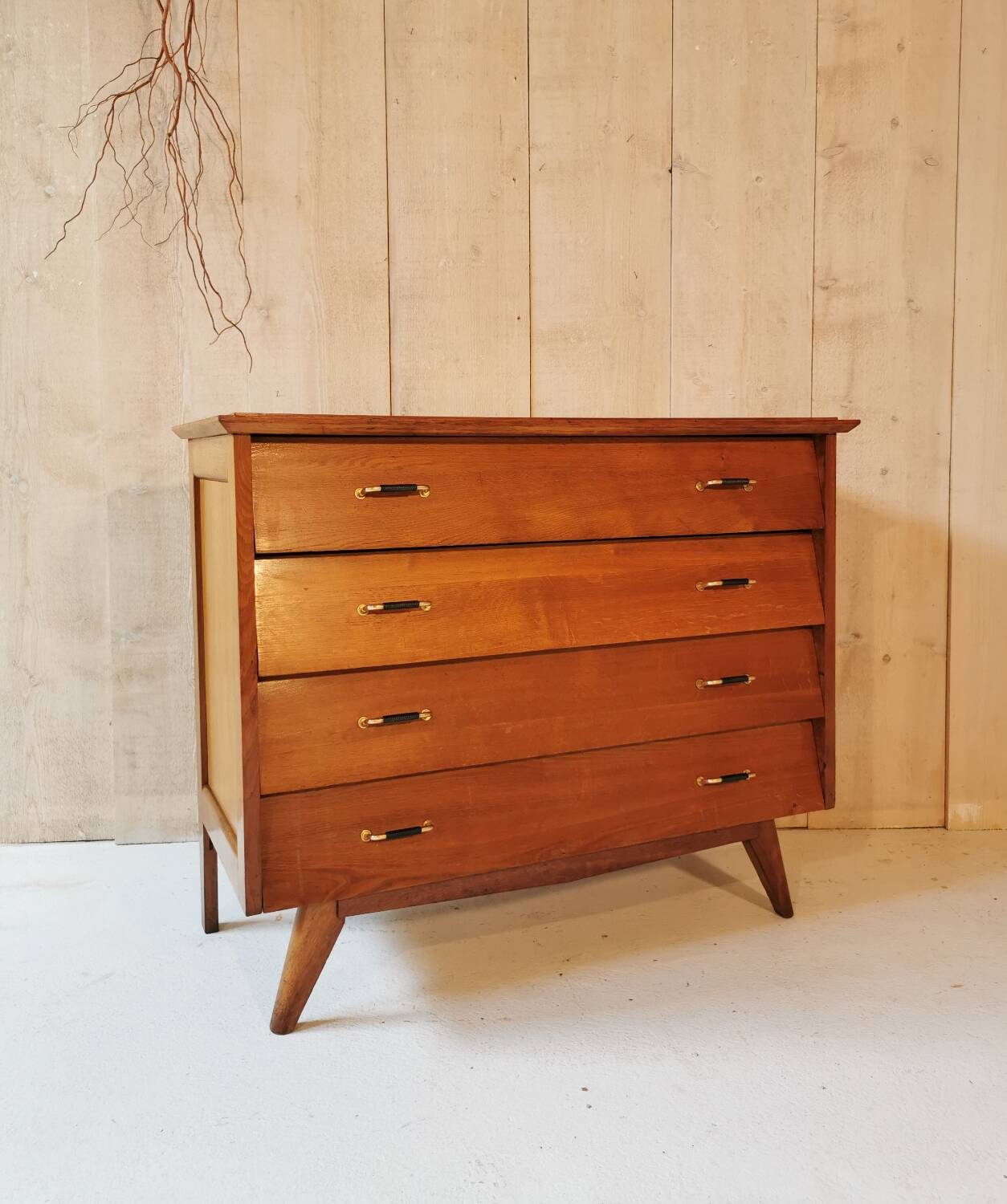 Vintage chest of drawers