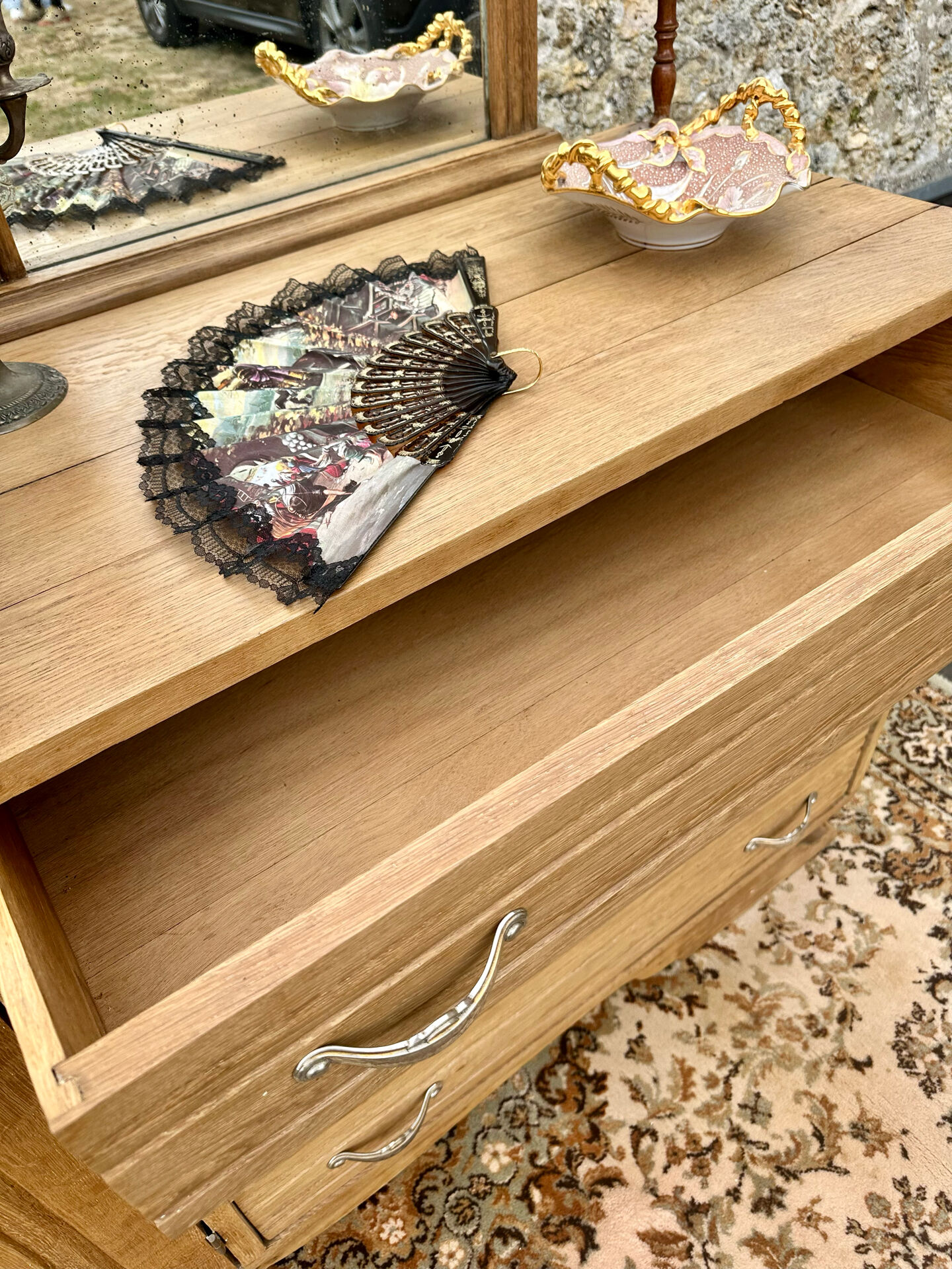 Wardrobe chest