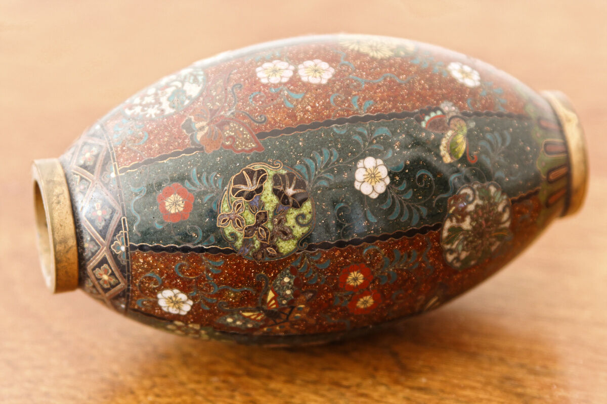 Vase en émail cloisonné et laiton 19ème siècle