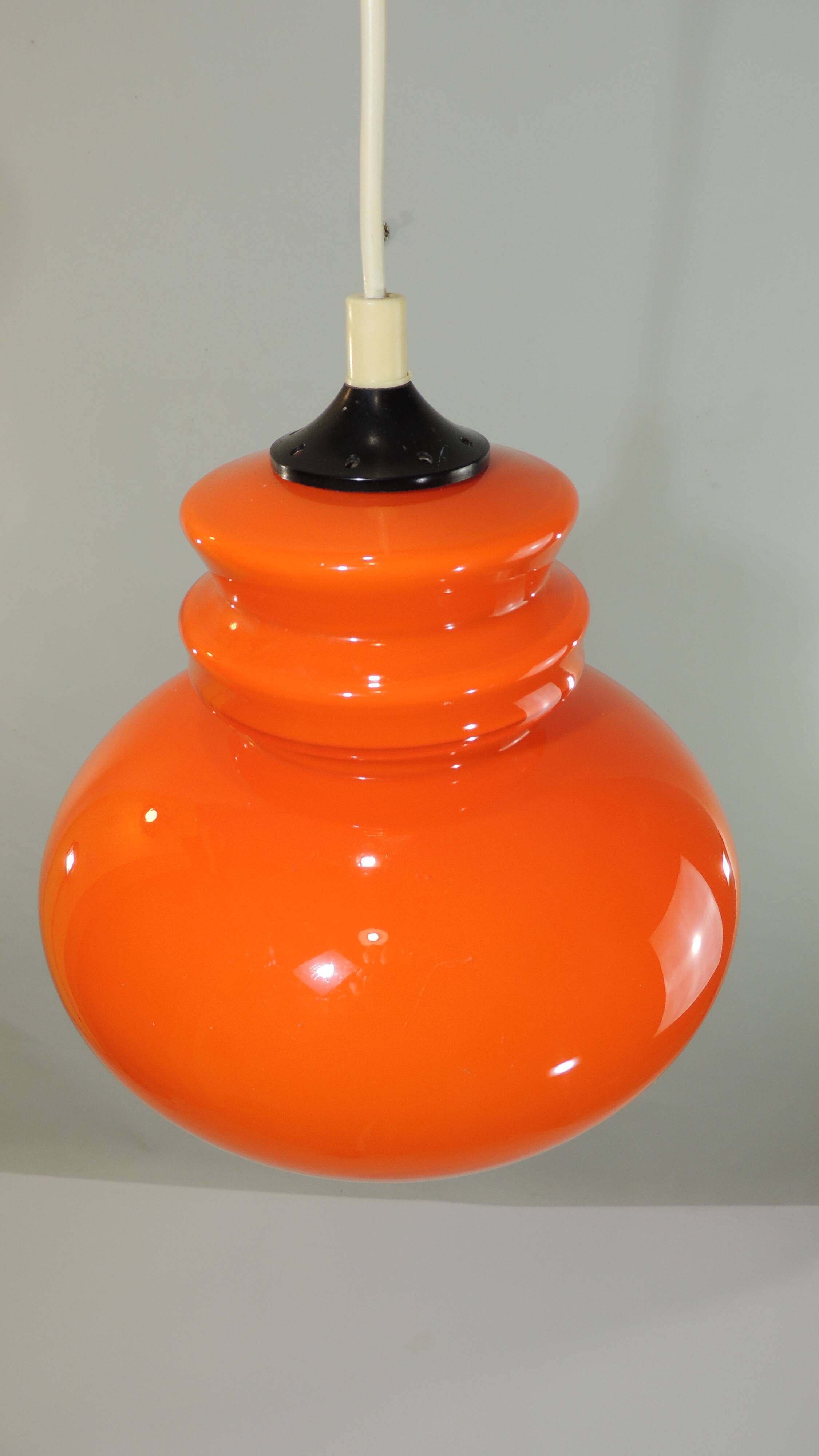 Vintage pendant light in Orange opaline/space era/vintage