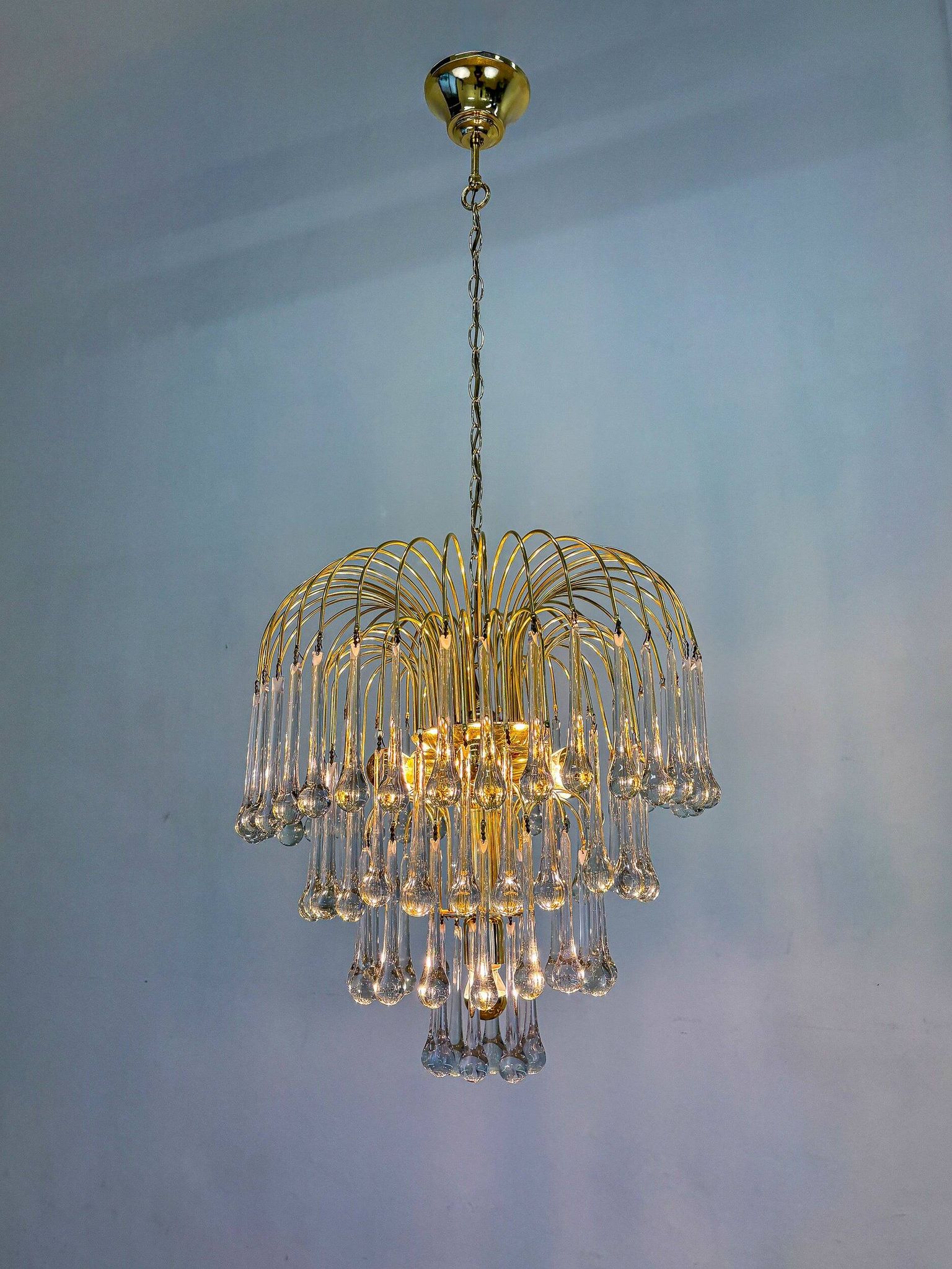 Four-tier cascade teardrop chandelier by Venini, Murano glass, Italy 1970s