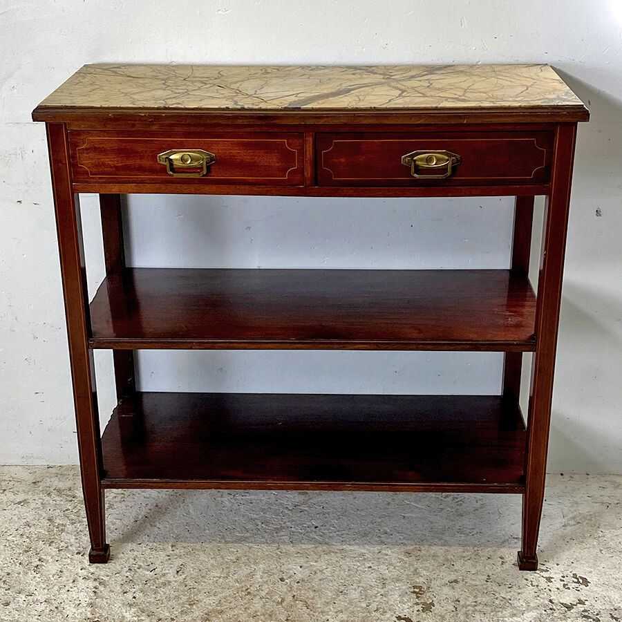 English-style console