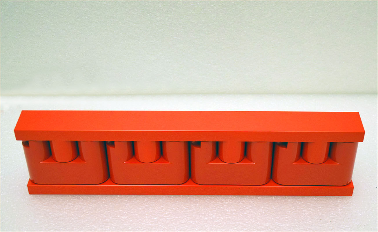 Plastic Minivip clothes hanger by Benati e Brunori for Velca, 1970s