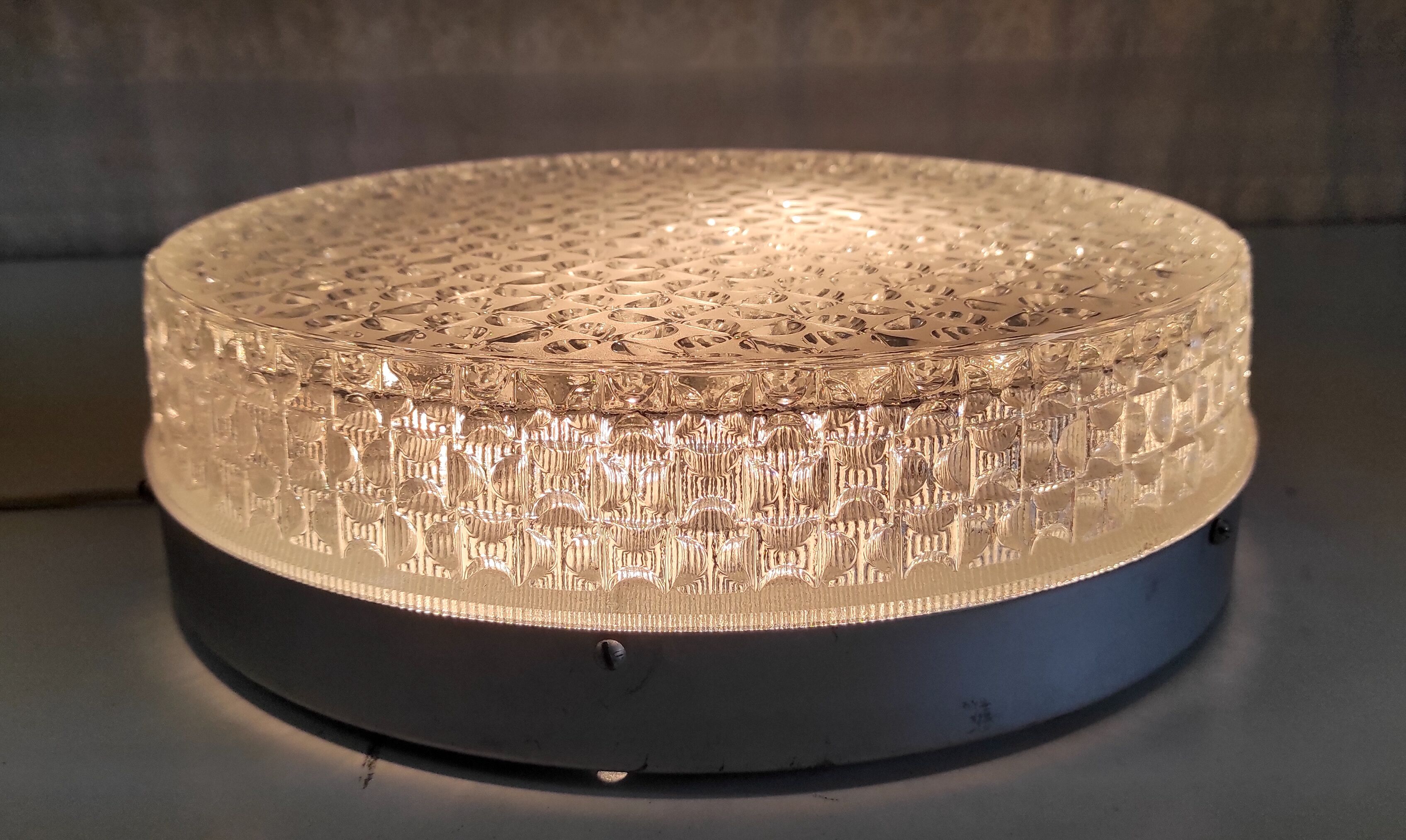 Ceiling lamp or wall lamp in cut glass in large format - 60s/70s