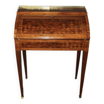 Cylinder desk in marquetry in the Louis XVI style.