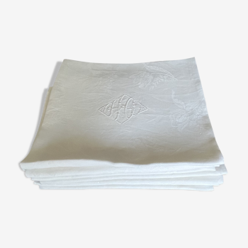 Set of 9 large damask napkins
