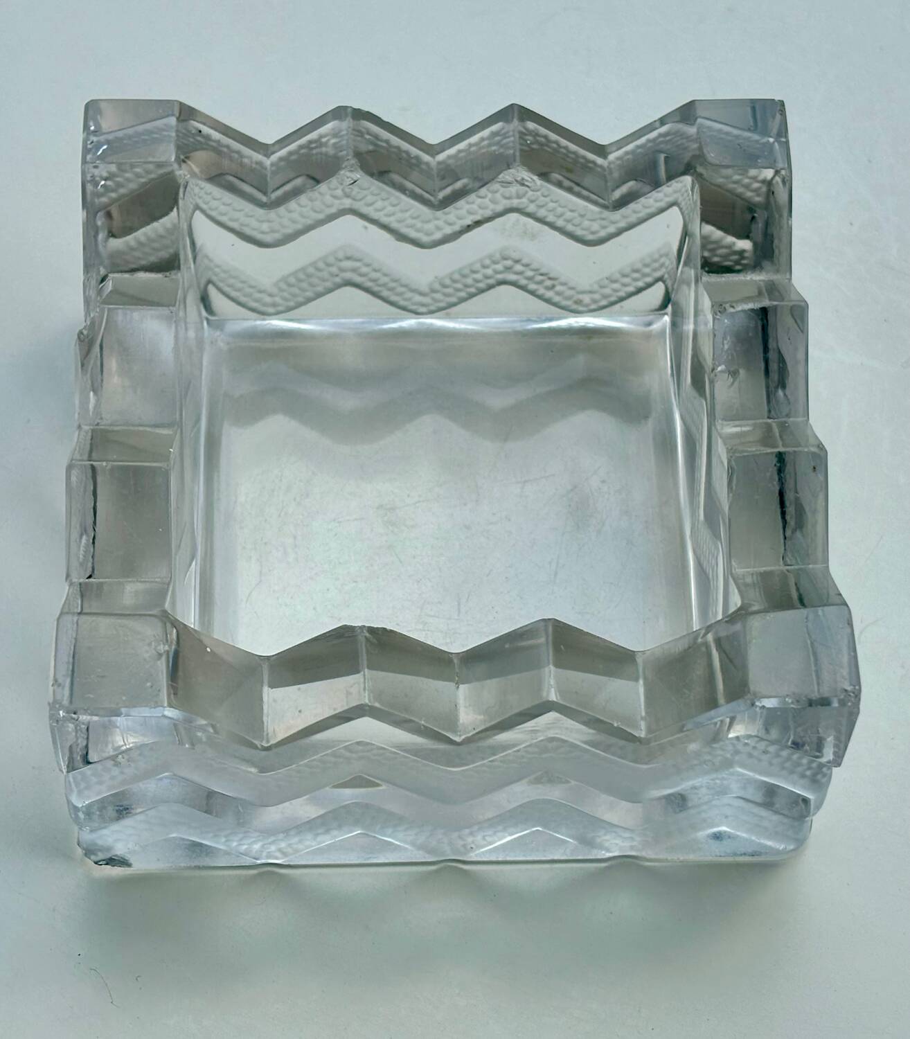 Lalique two ashtrays
