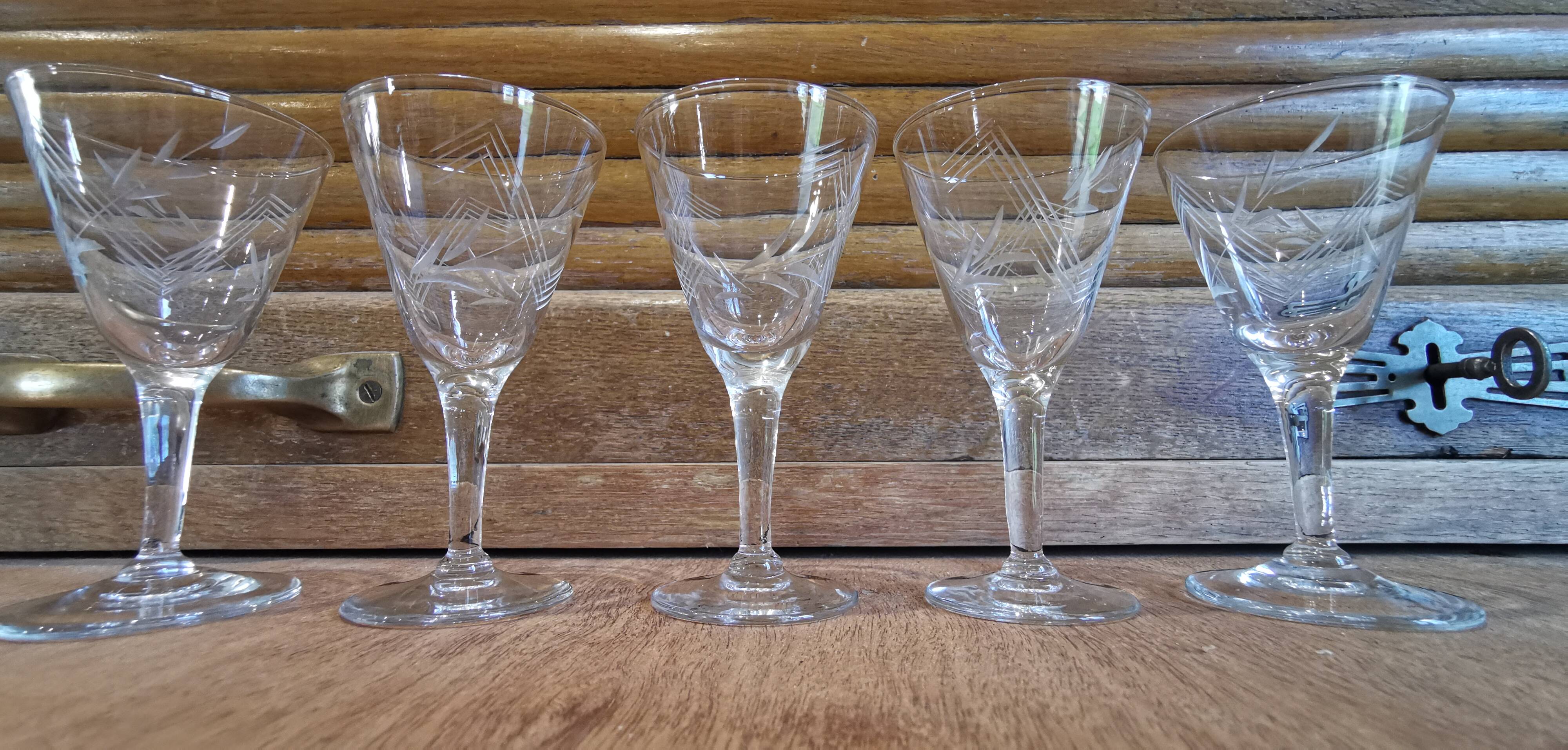 Set of 5 vintage chiseled conical crystal stemware