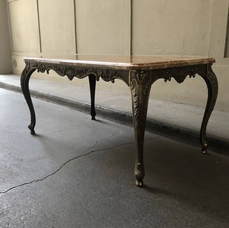 Table basse en marbre brèche