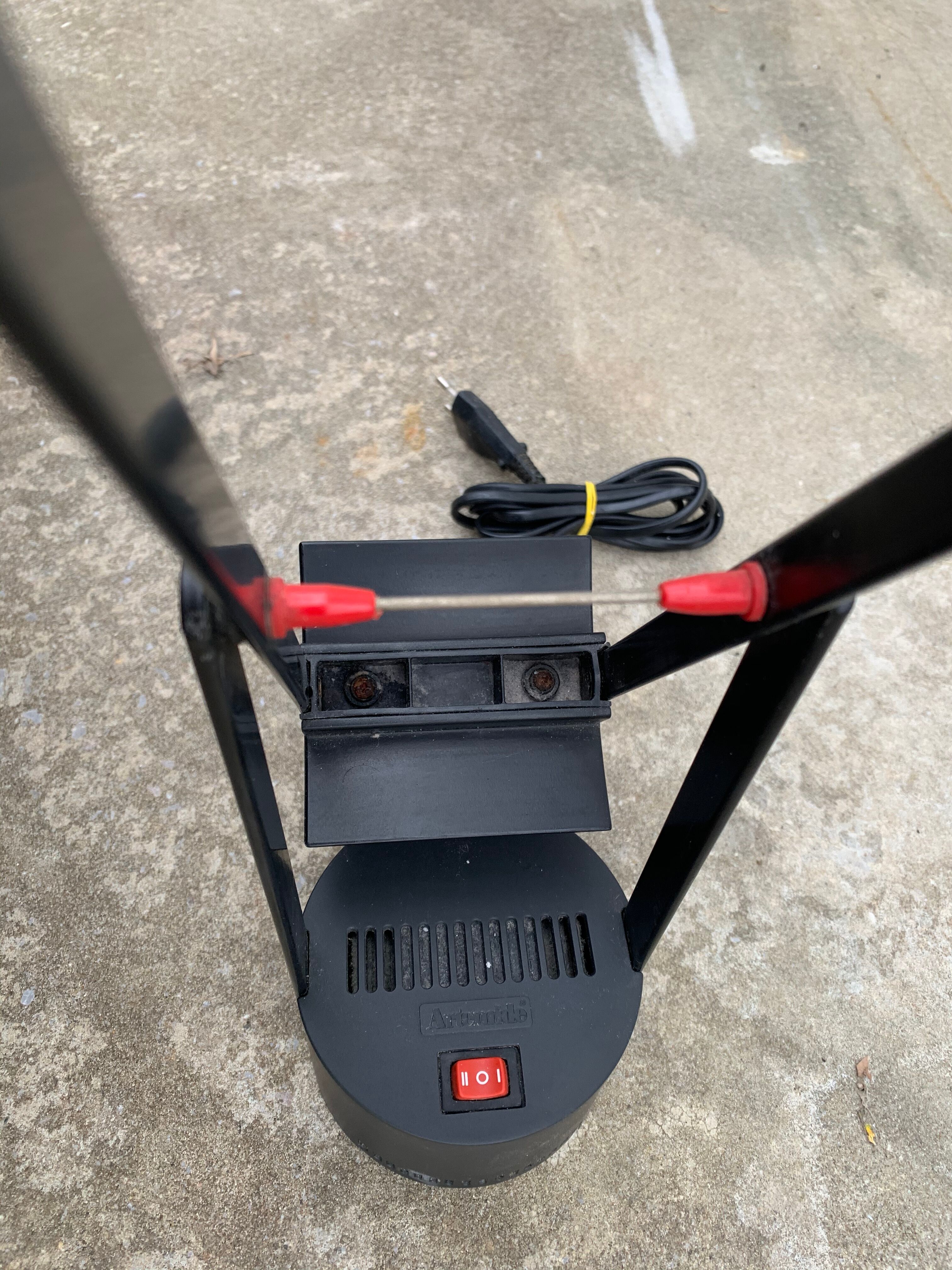 Richard Sapper's Tizio articulated lamp for Artemide 1970