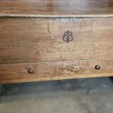 Ancienne Maie Ou Coffre En Bois Naturel Avec Un Tiroir