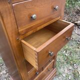Drawer cabinet
