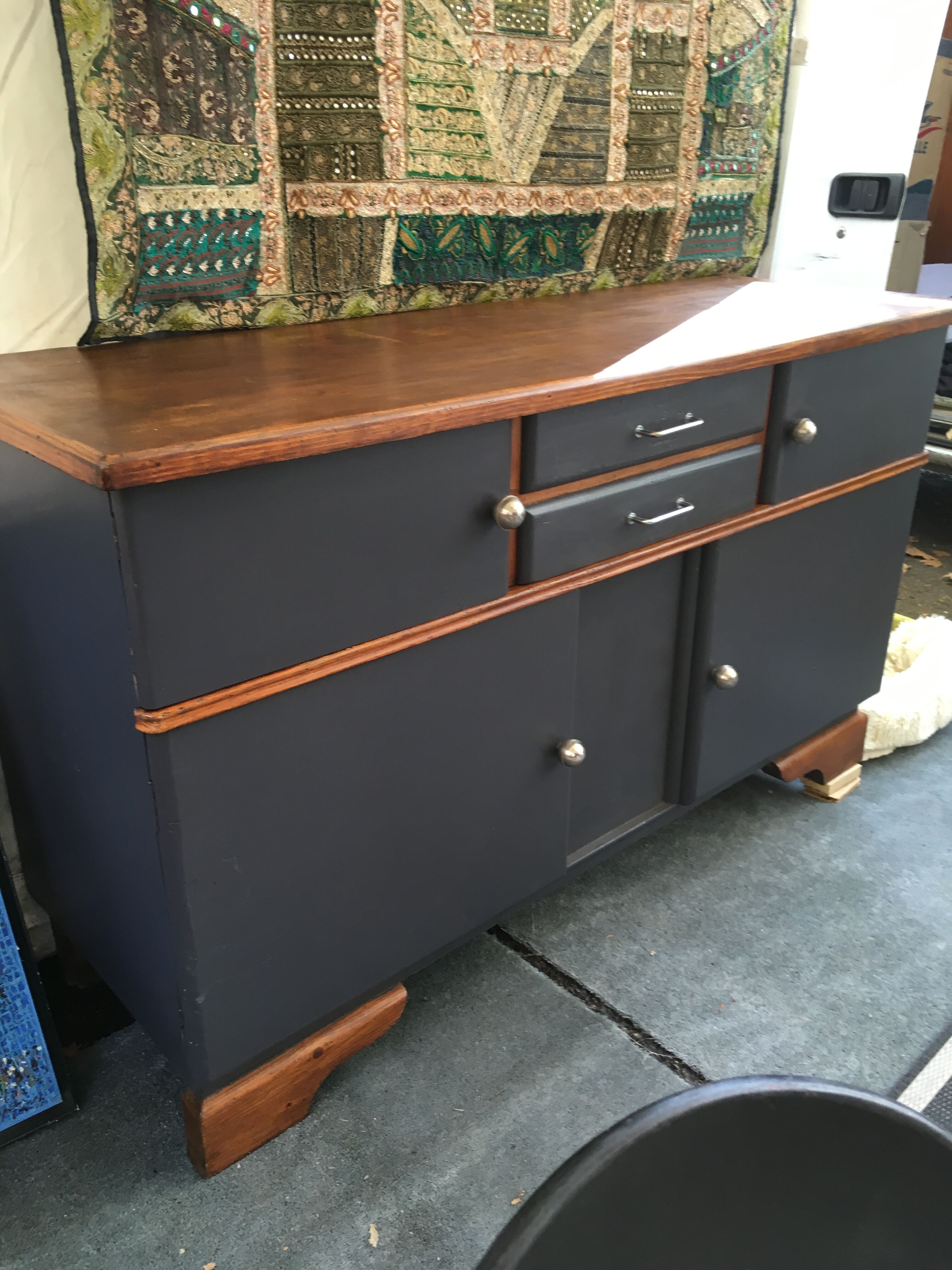 Kitchen to 1940's buffet