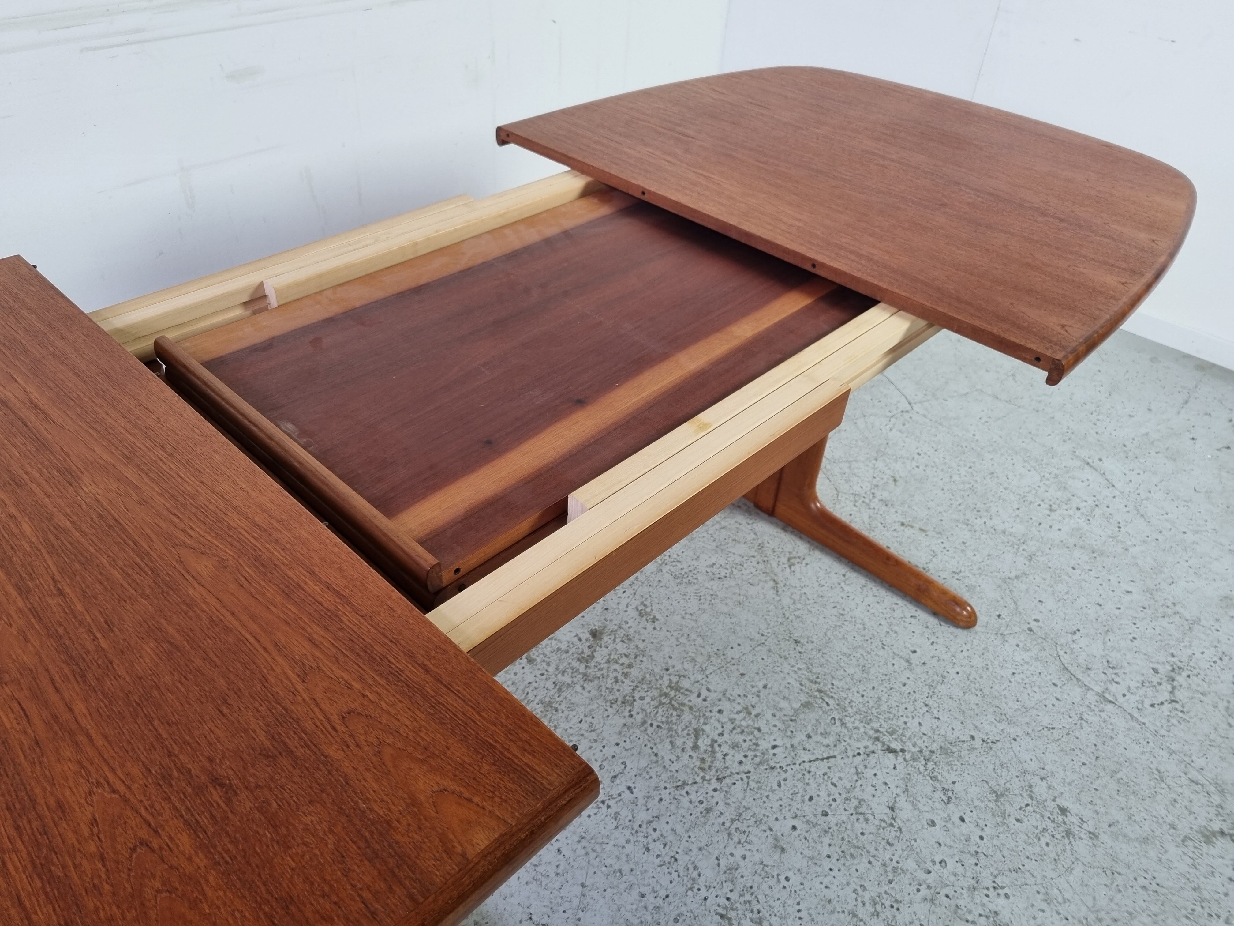 Extendable teak dining table from Dyrlund, Denmark 60s