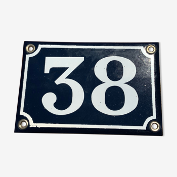 Plaque de rue en tôle émaillée bleue et blanche numéro 38