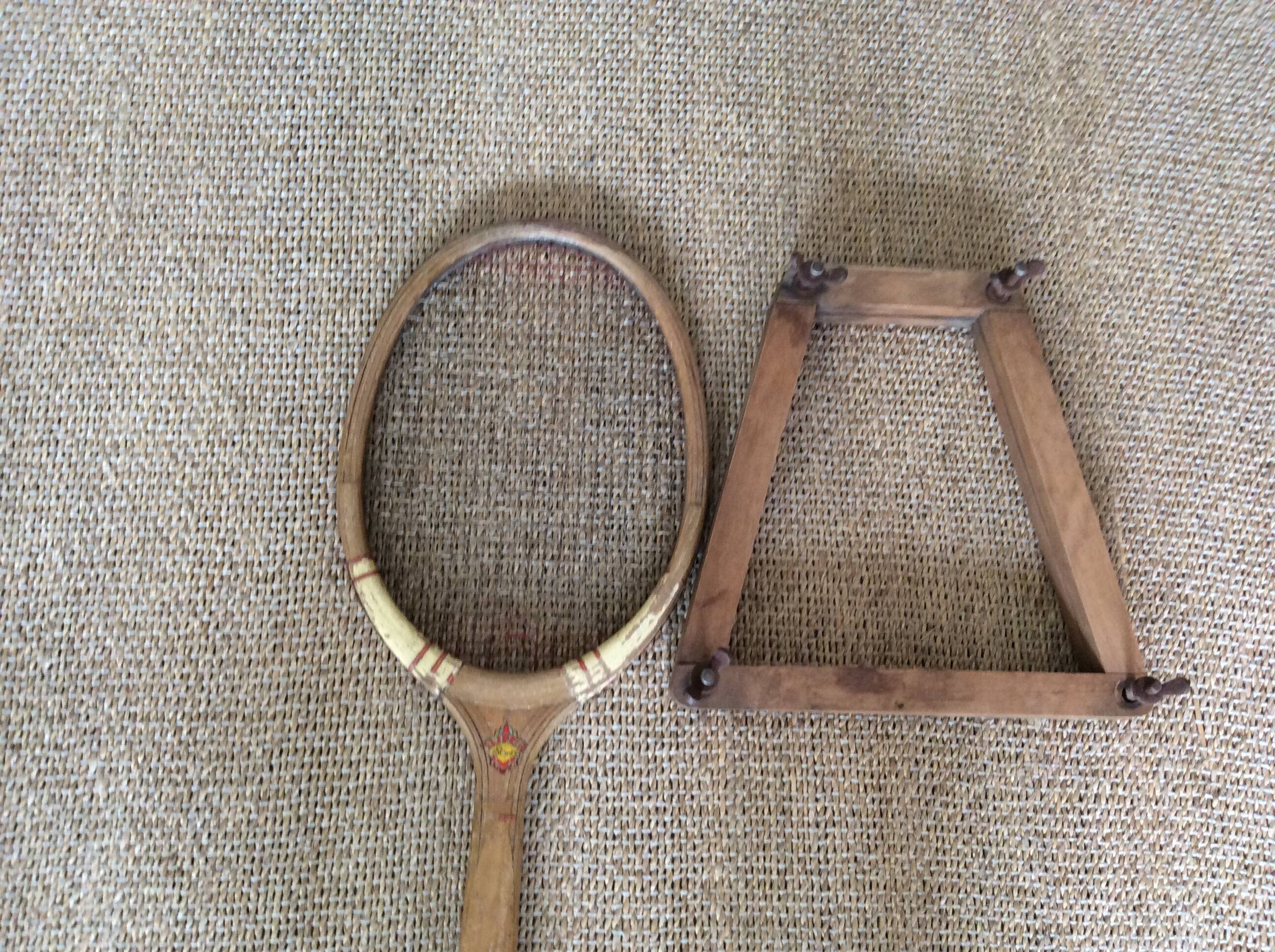 Tennis racquet