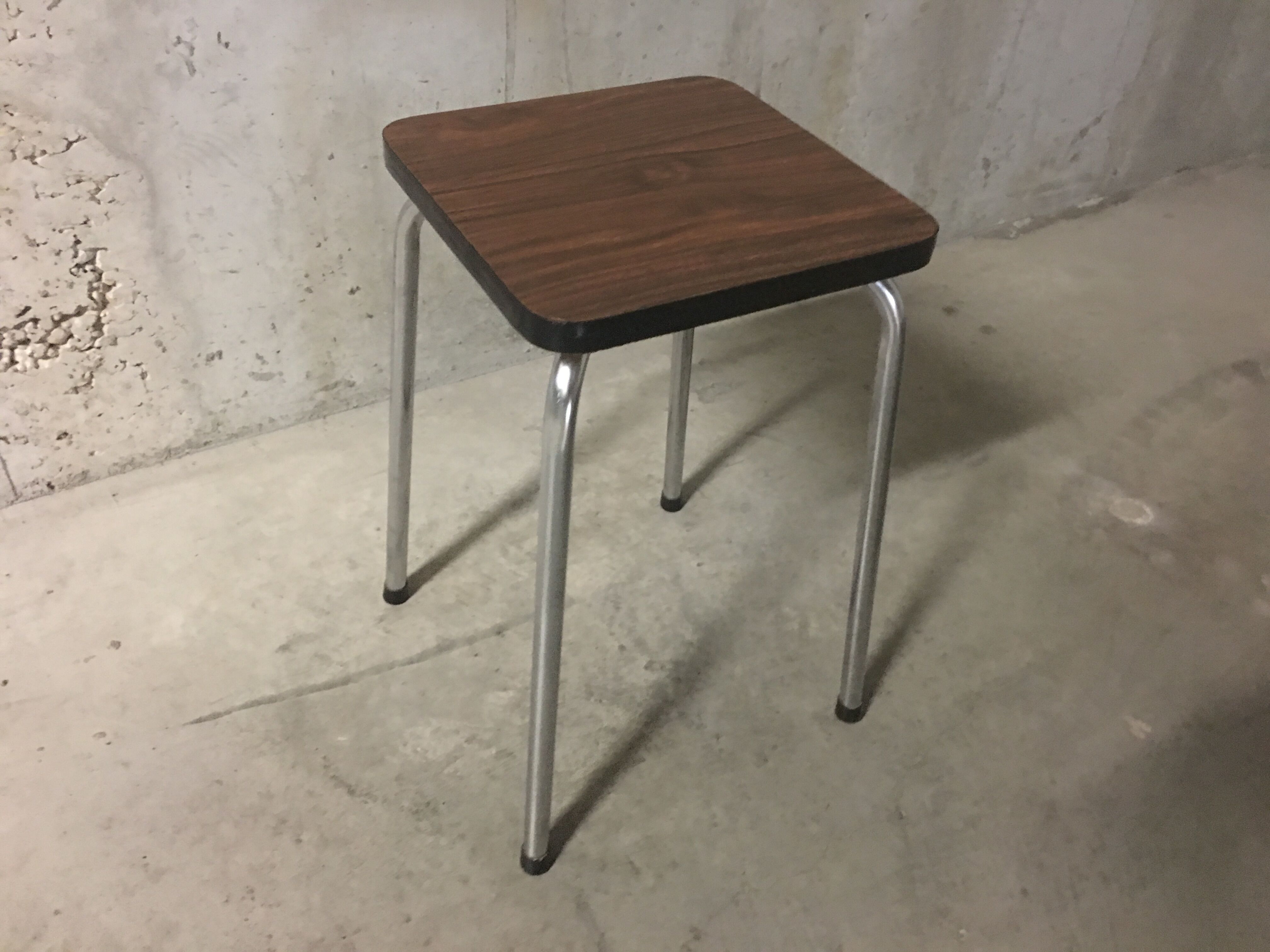 Tabouret in 70s formica
