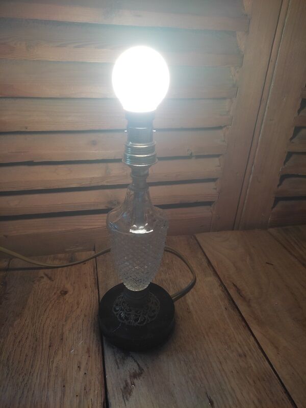 Bedside desk lamp glass molded diamond spikes marble base dp 1022234