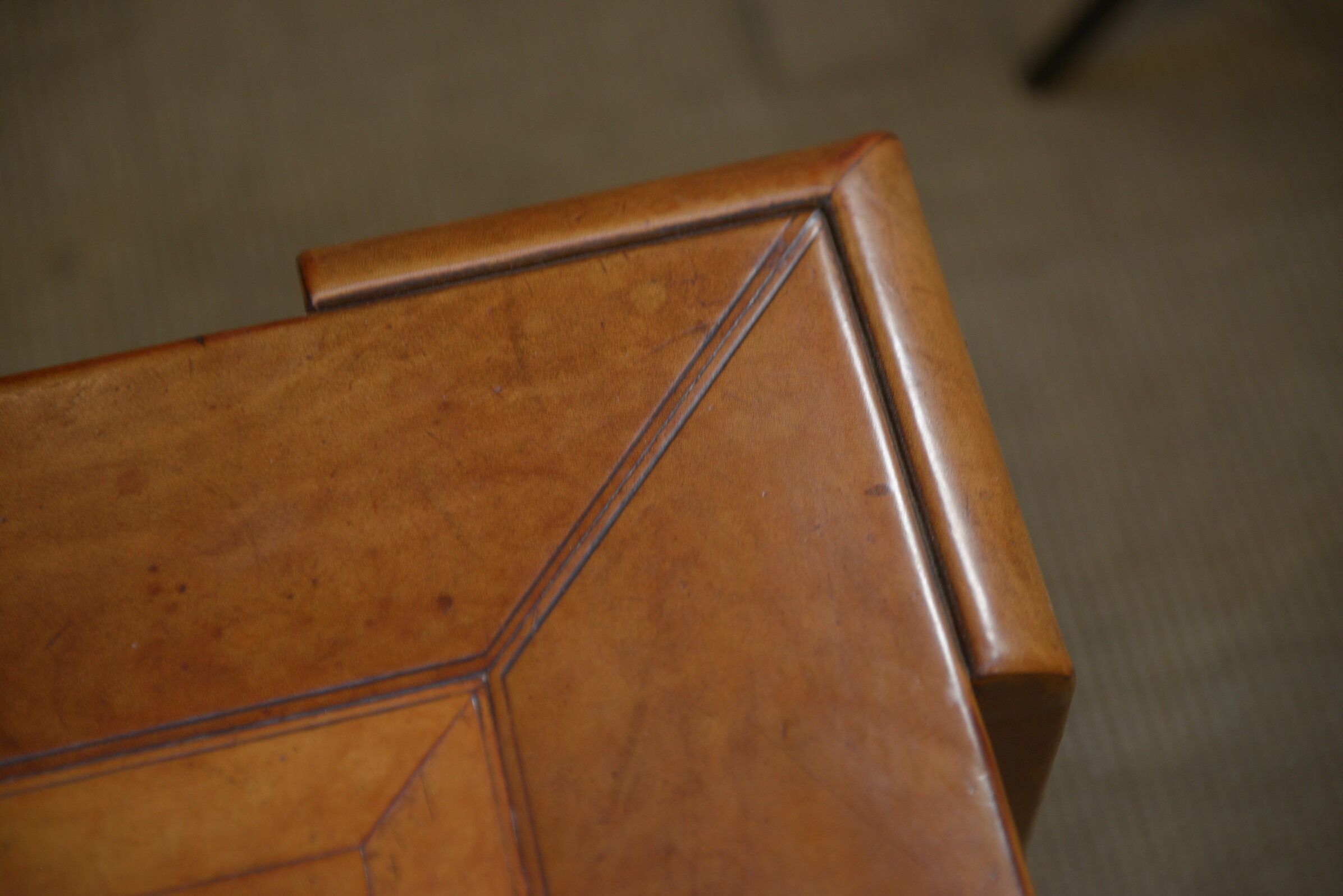 Leather coffee table 1970 " checkers "
