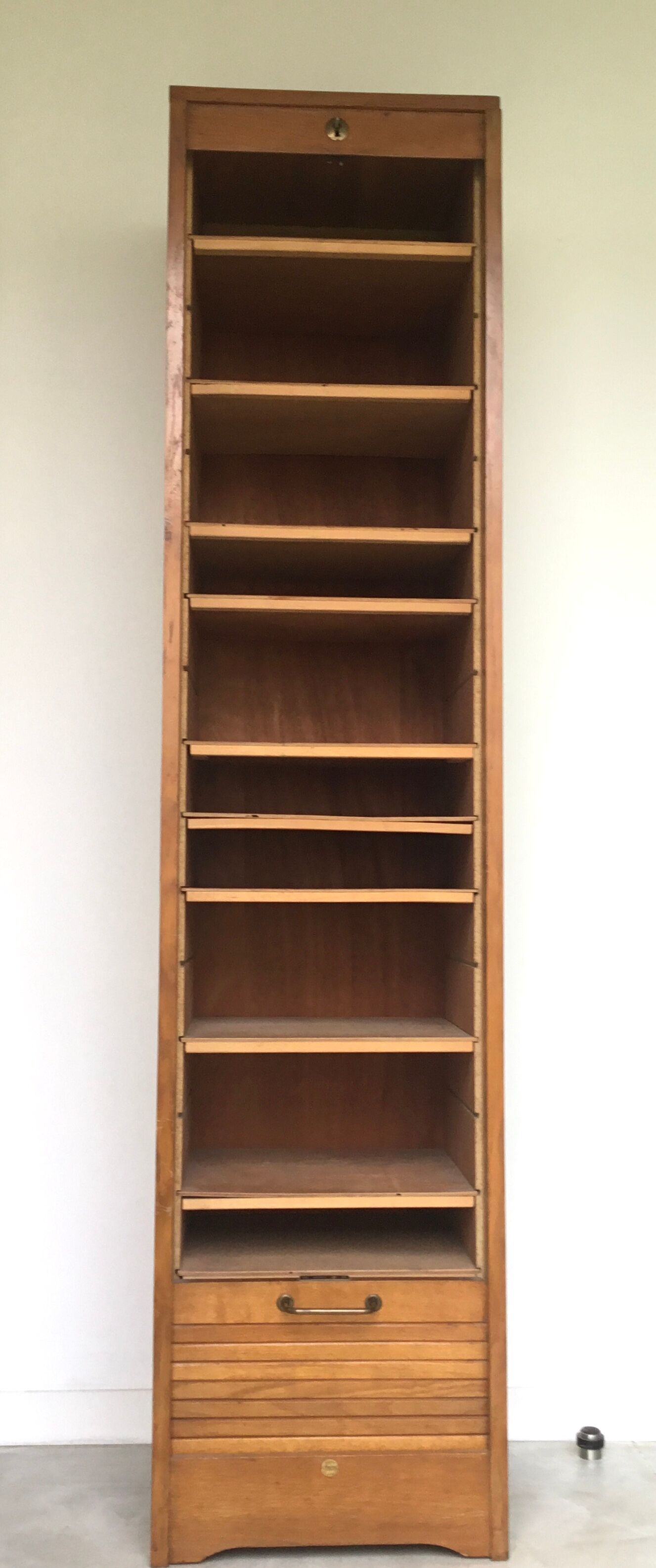 Large Spirol curtain binder - light oak - vintage - 1960