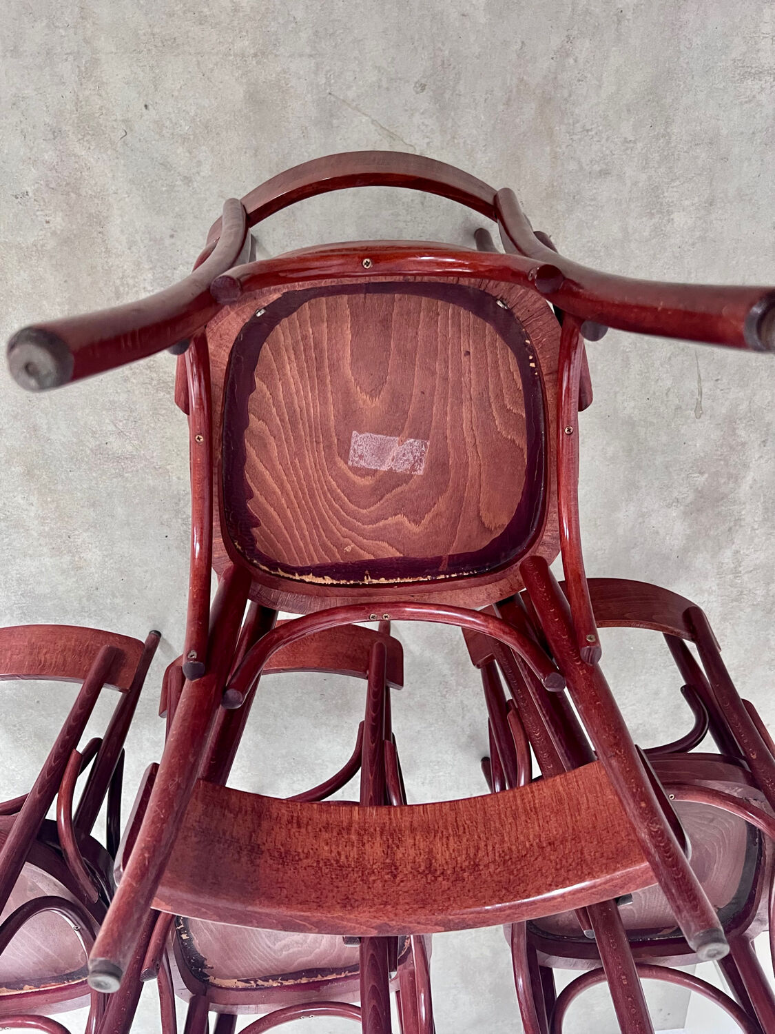Set of 8 vintage 70s curved varnished wood bistro chairs