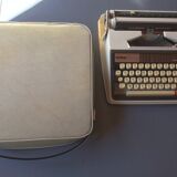 Machine à écrire Brother 1972 Deluxe 1350