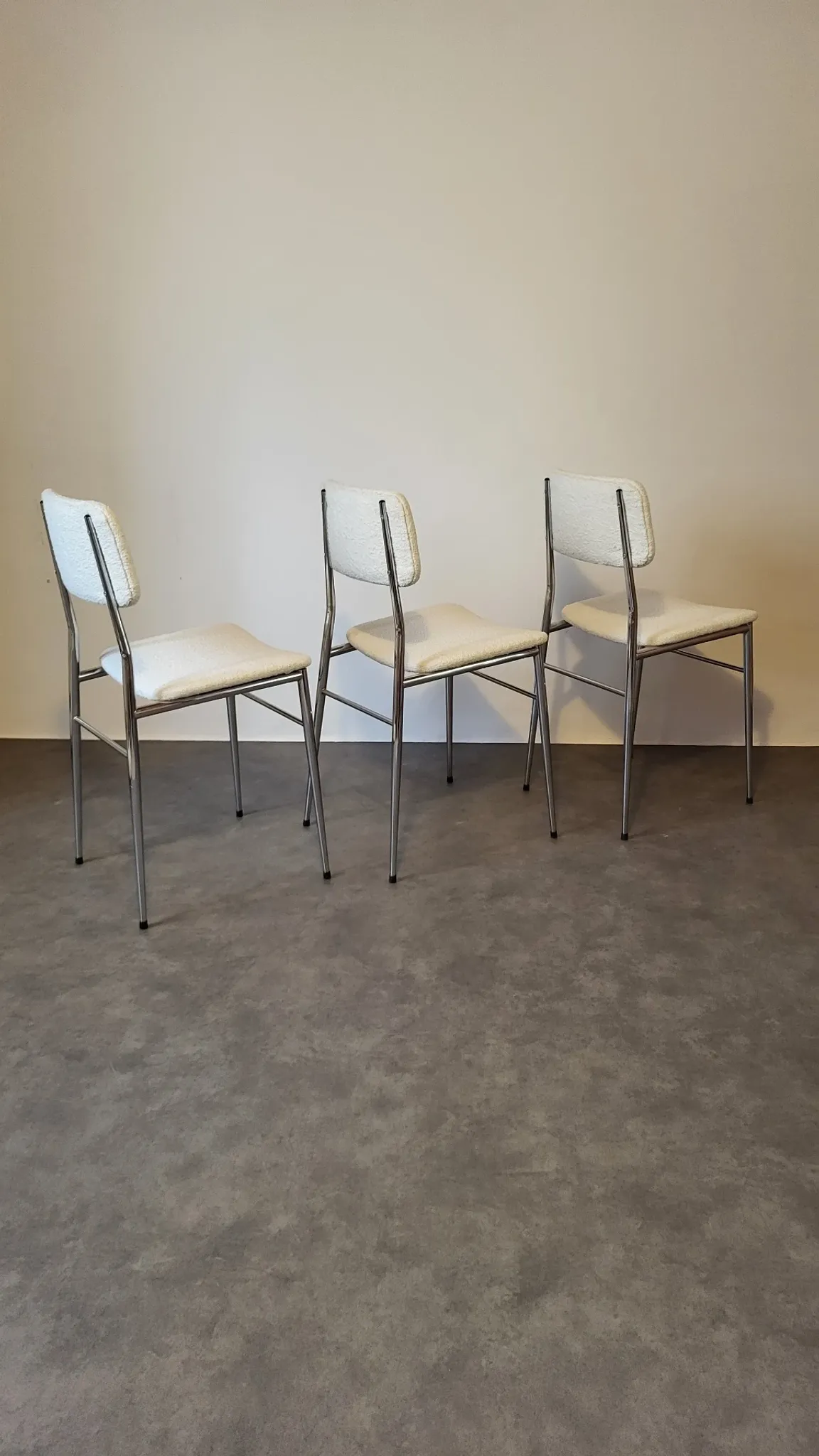 3 chaises formica bouclettes blanches