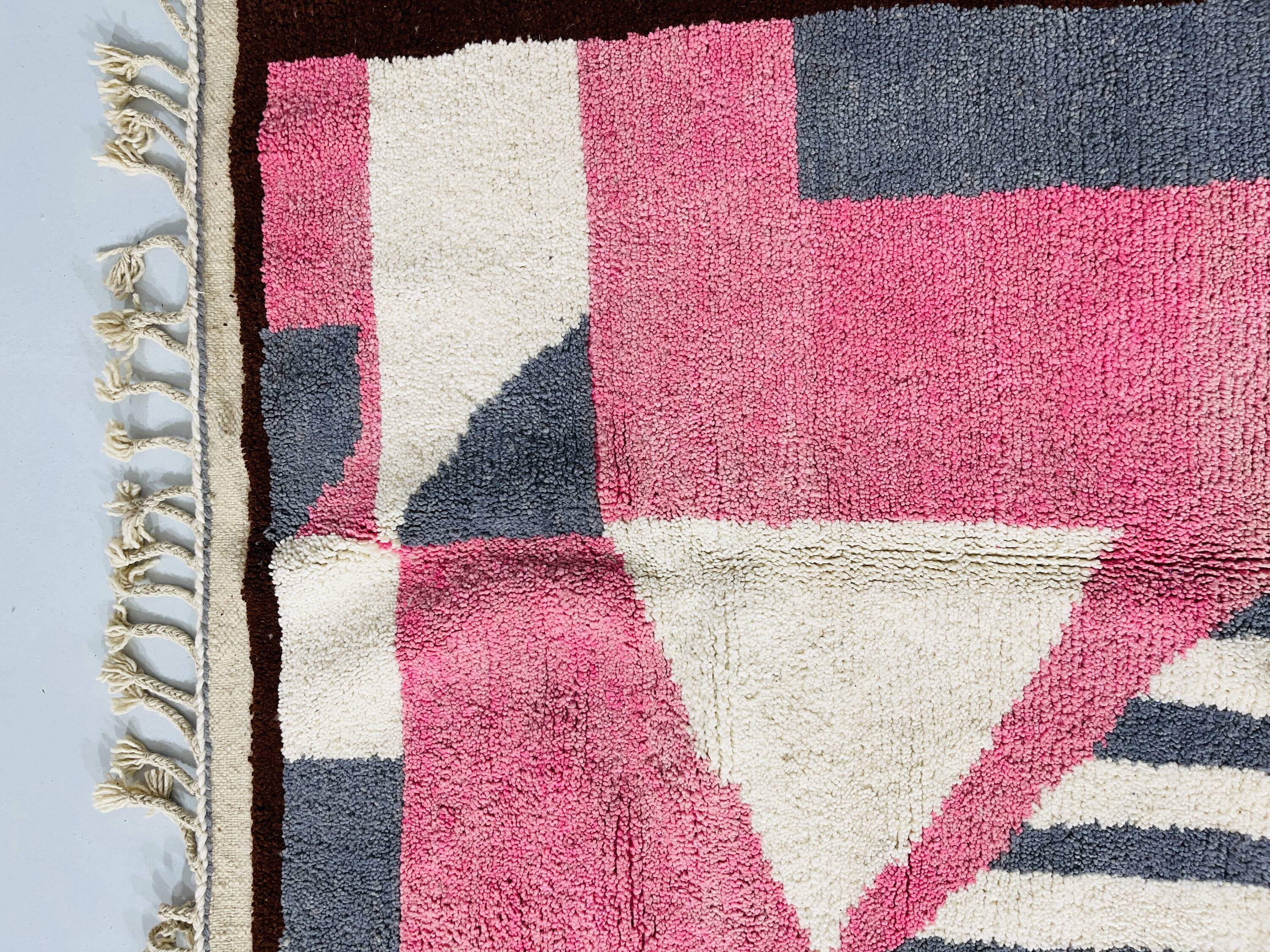 Handmade artisanal Berber rug 2.5x1.5 m