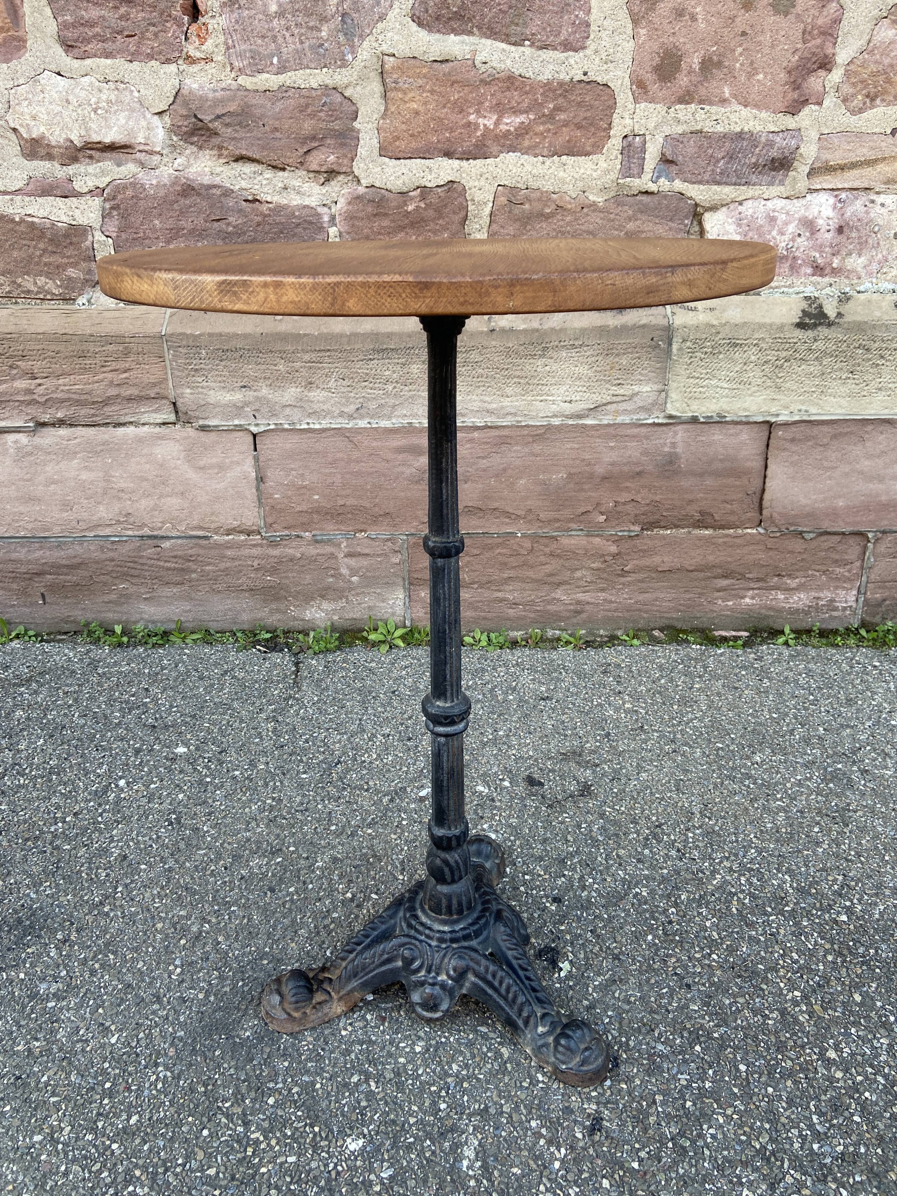 Pedestal table metal & wood garden bistro