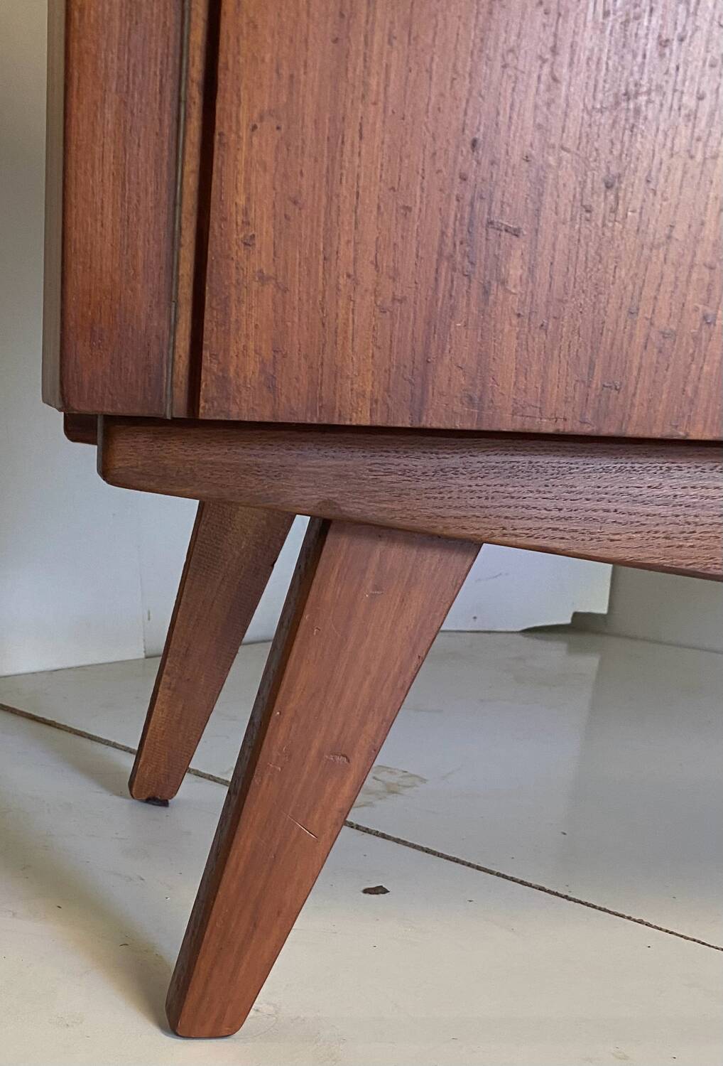 Vintage sideboard with compass feet