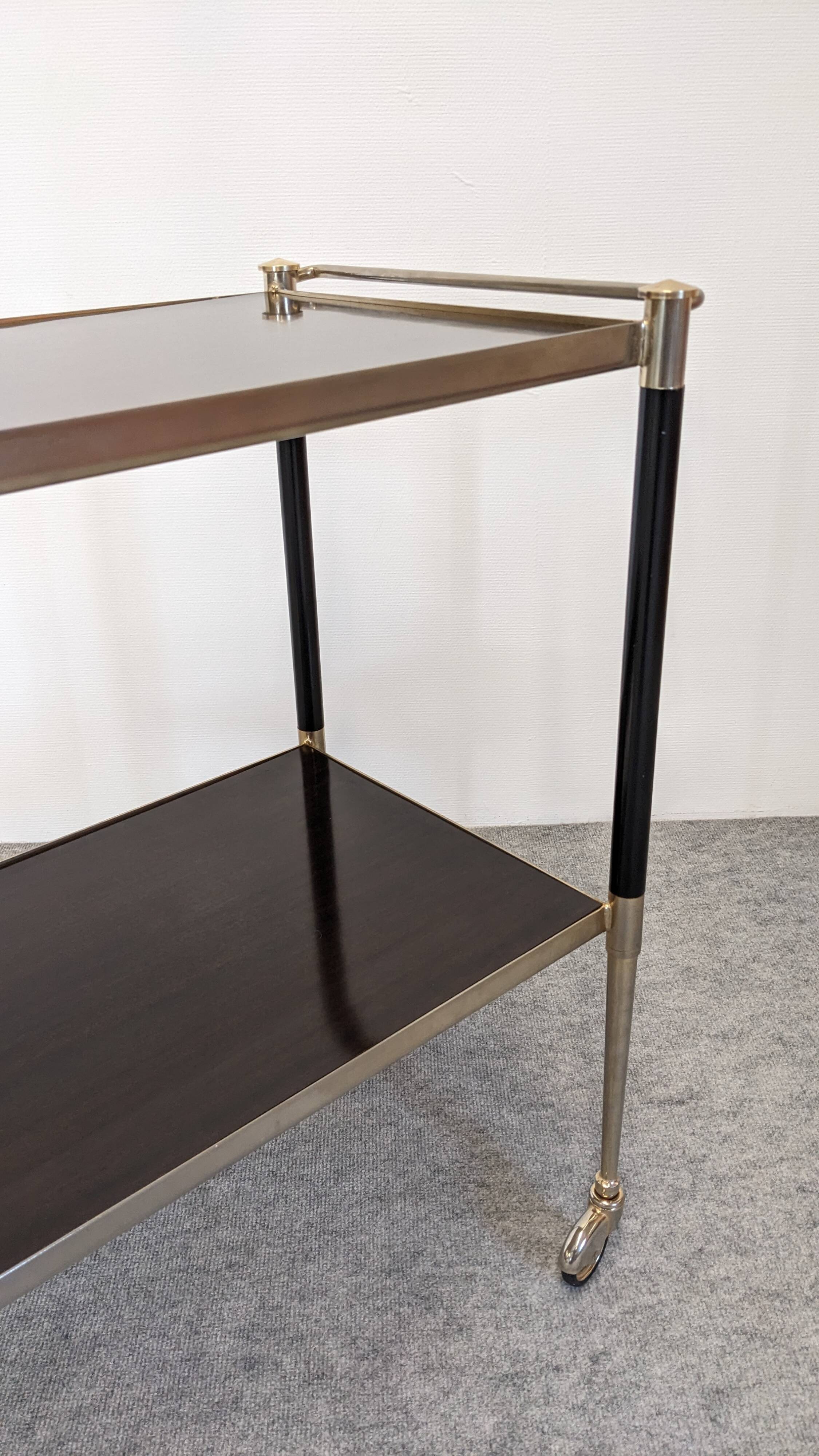 Table desserte moderniste à roulettes, Italie vers 1950