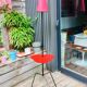 Tripod floor lamp
