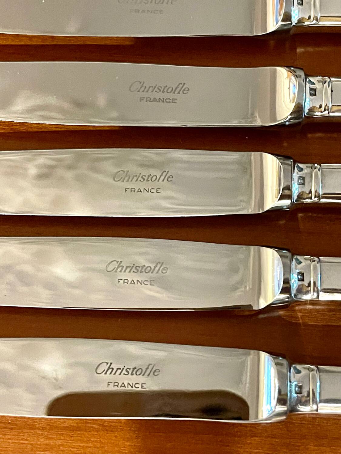 Christofle cluny ,12 couteaux à entremets fromage desserts 19,5 cm excellent état