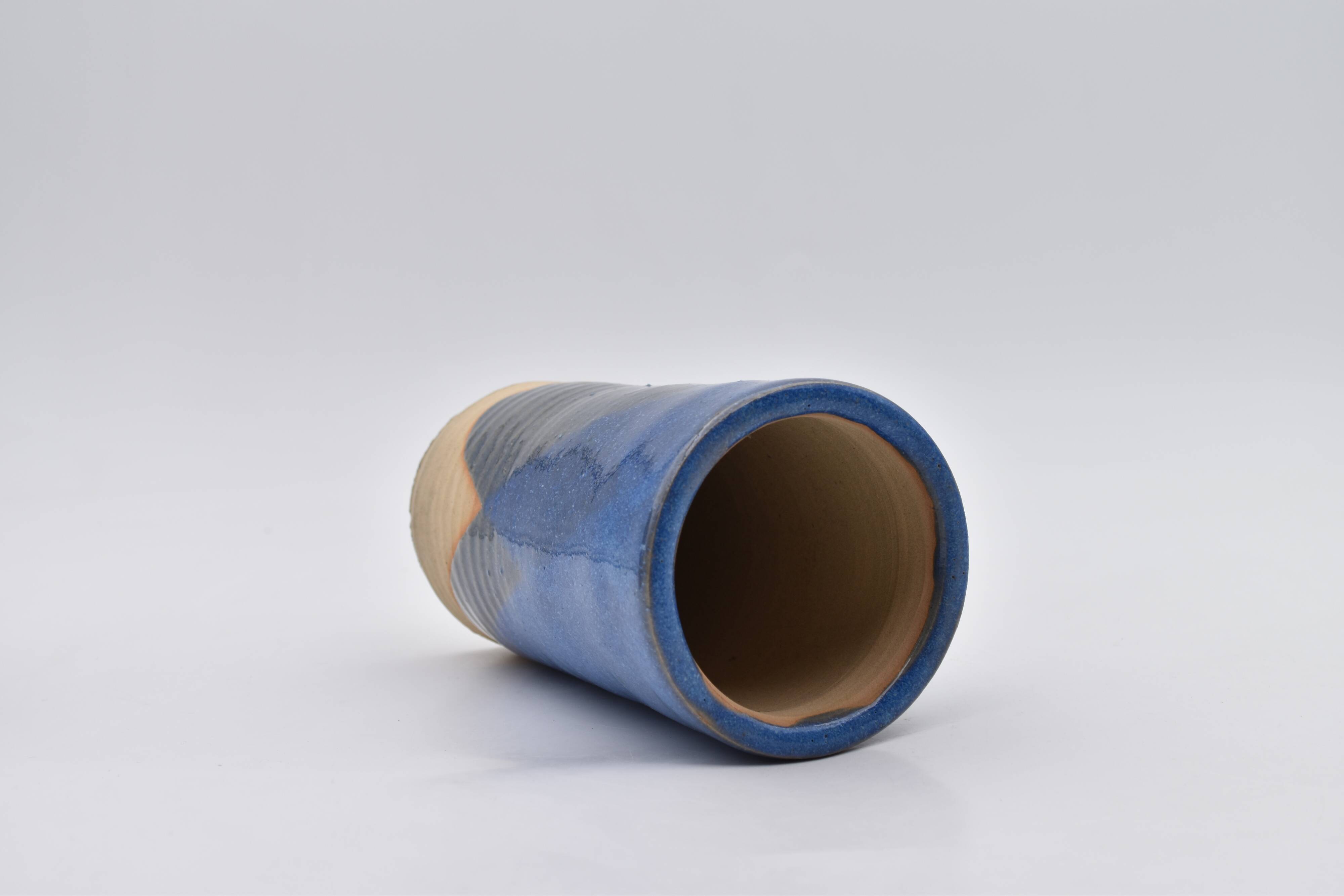 Lot of 3 vases blue enamel sandstone