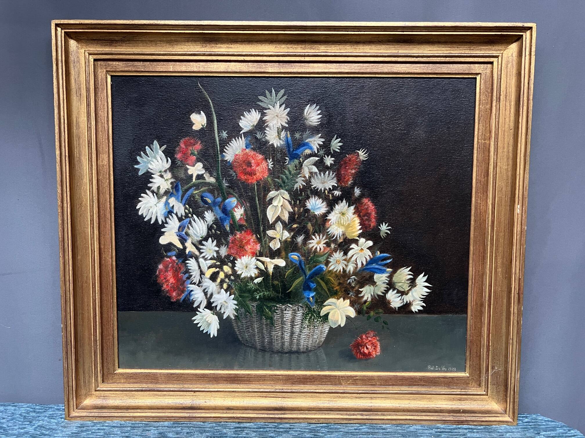Rudi de Vos. Still life with flowers.