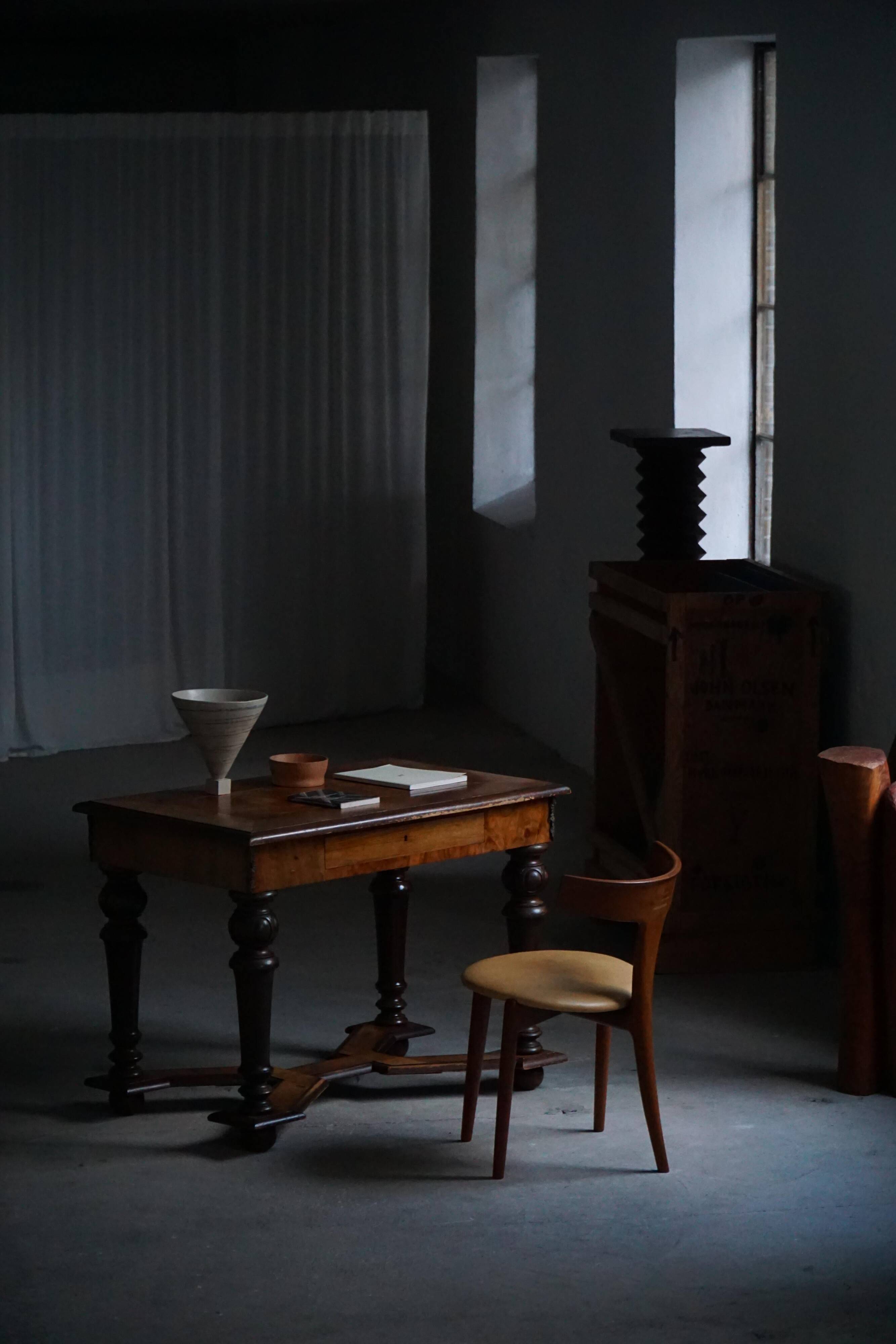 Baroque style desk from the early 20th century, made by a Danish cabinetmaker.