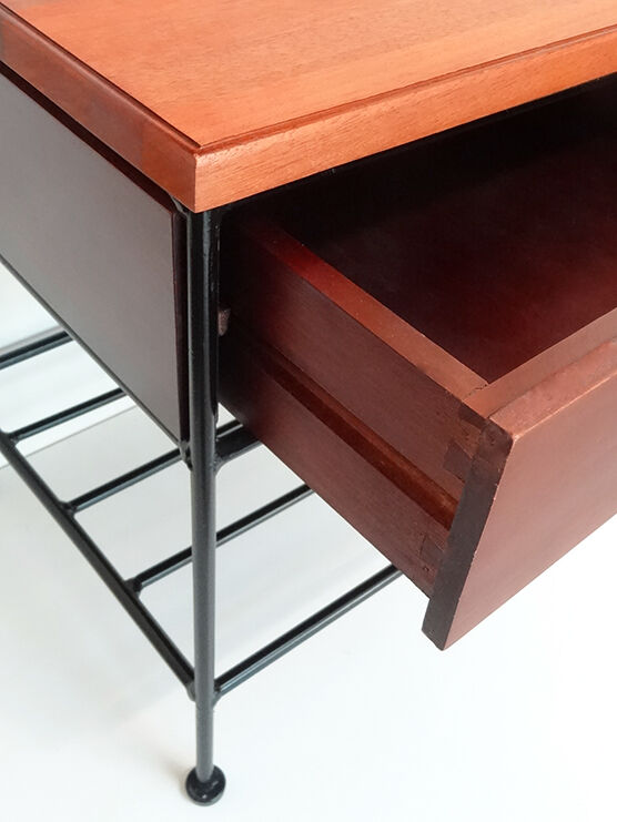 Wood and metal extra furniture