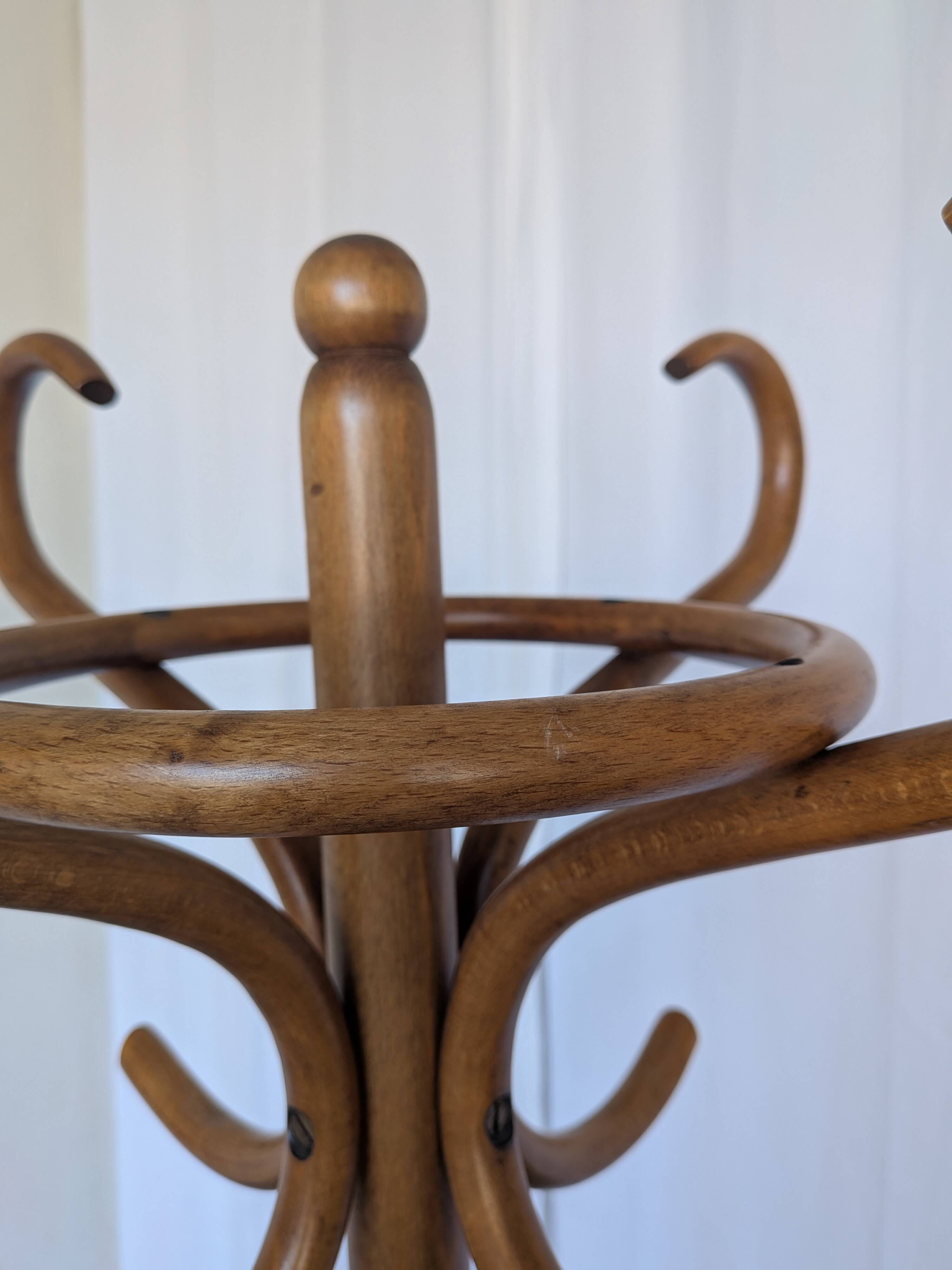 Porte-manteau vintage en bois cintré, arbre à hall Thonet, meuble d'entrée en bois foncé