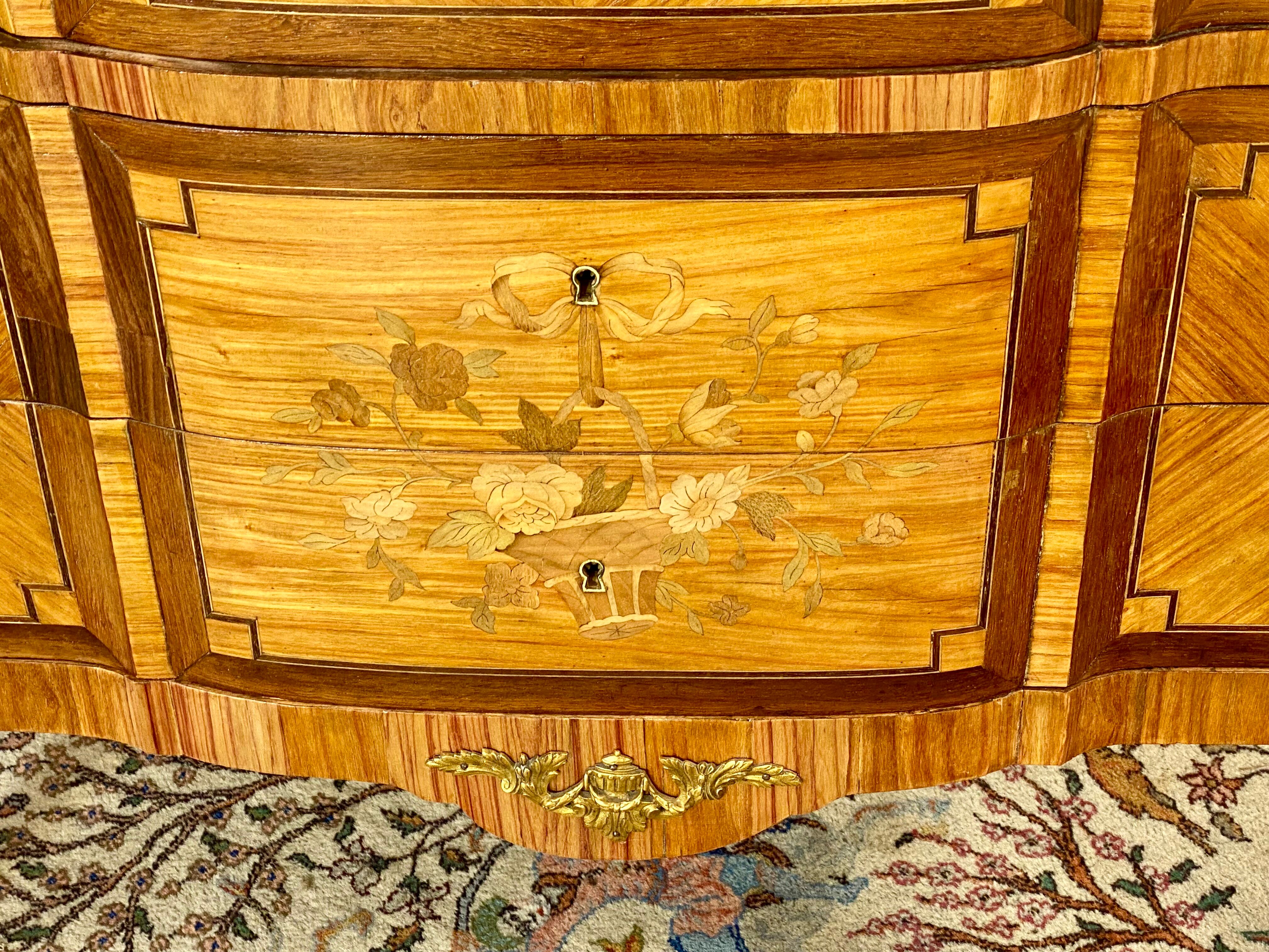 Commode Transition pink marble top Breche d'Aleppo