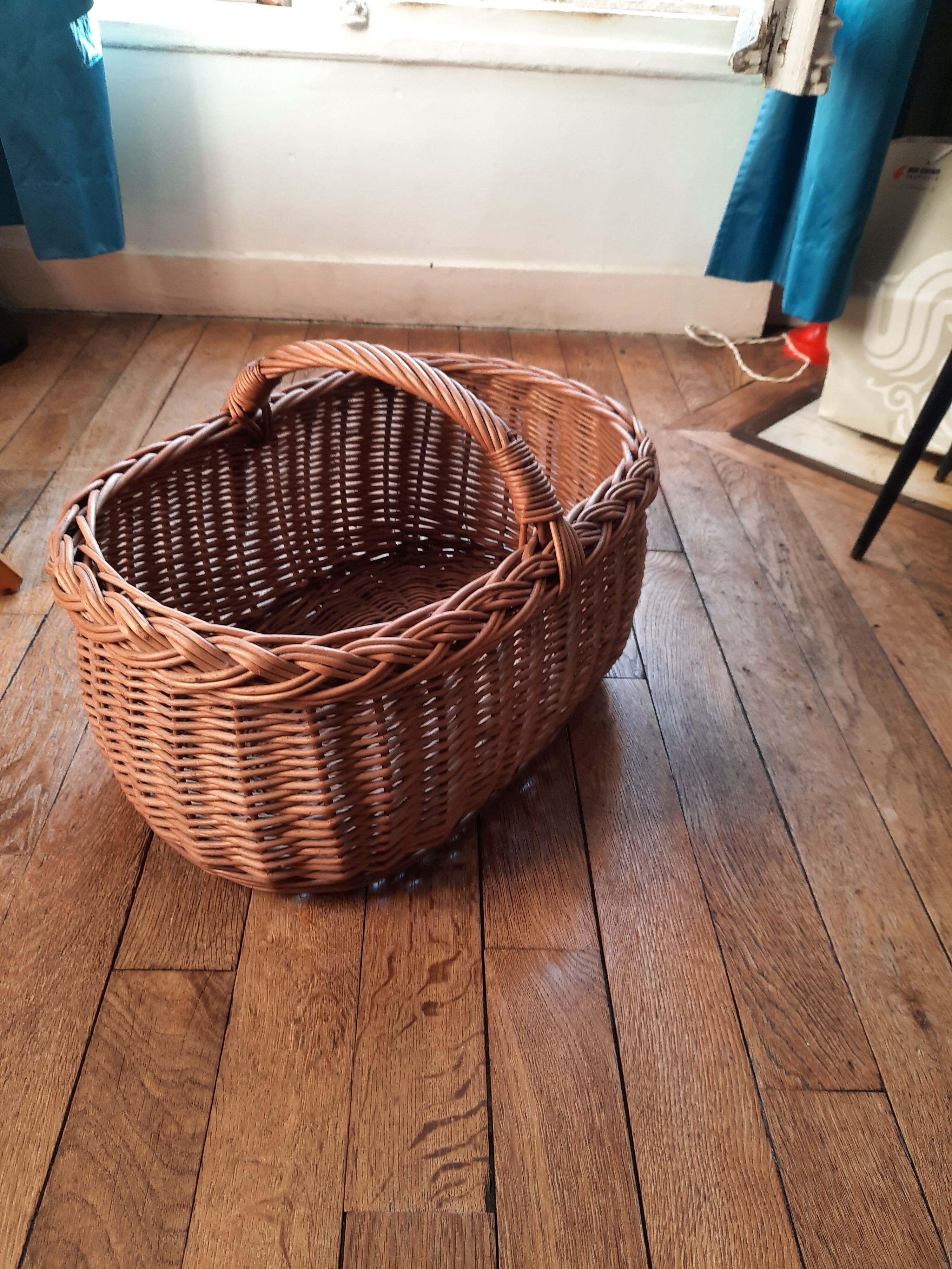 Wicker basket