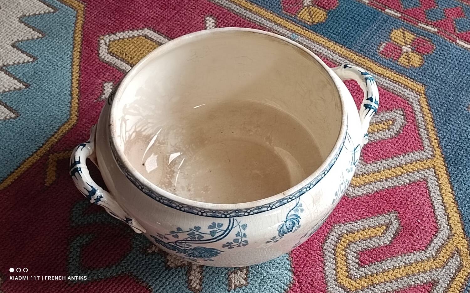 soup tureen, flat dish in porcelain Sarguemines France decor Royat