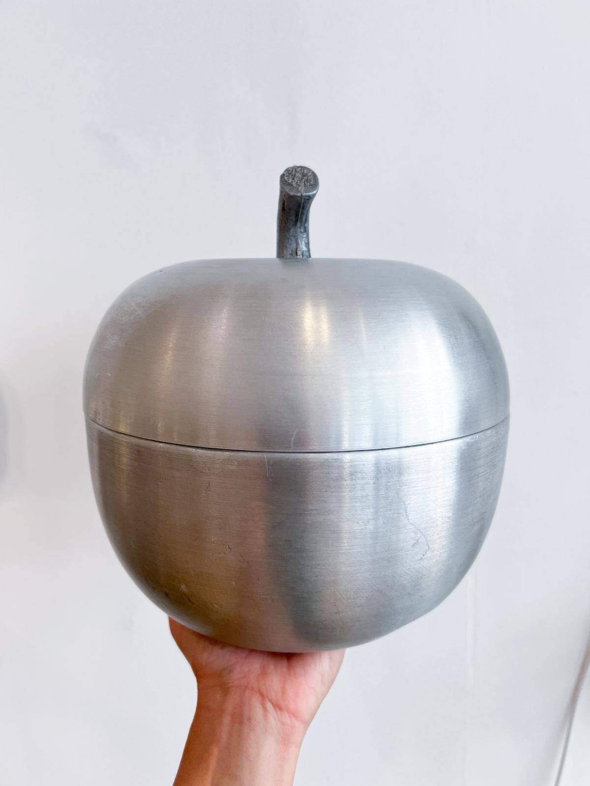 Vintage "apple" ice bucket - brushed metal Italy