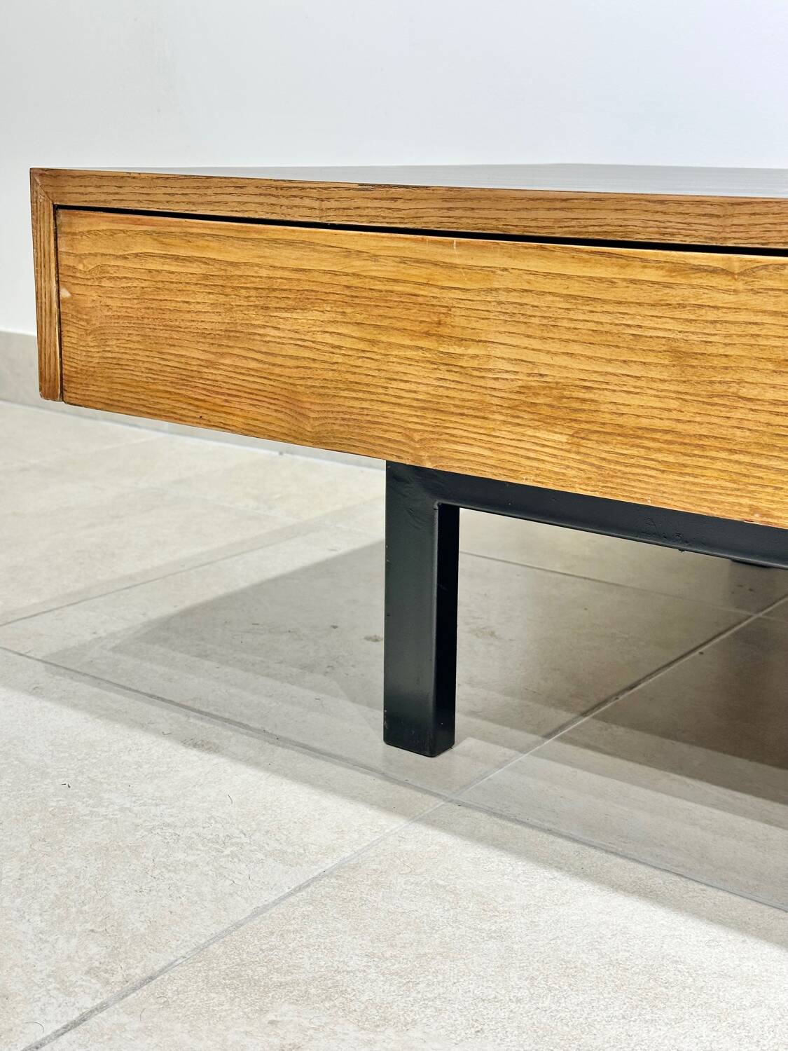 Charlotte Perriand box seat