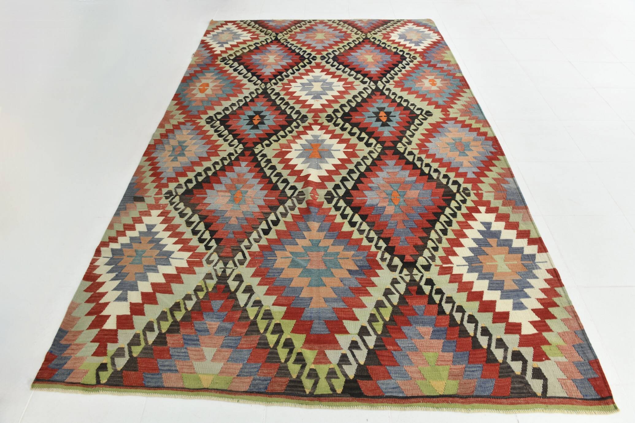 6x10 Green & Red Tribal Vintage Kilim Rug, 199x320Cm