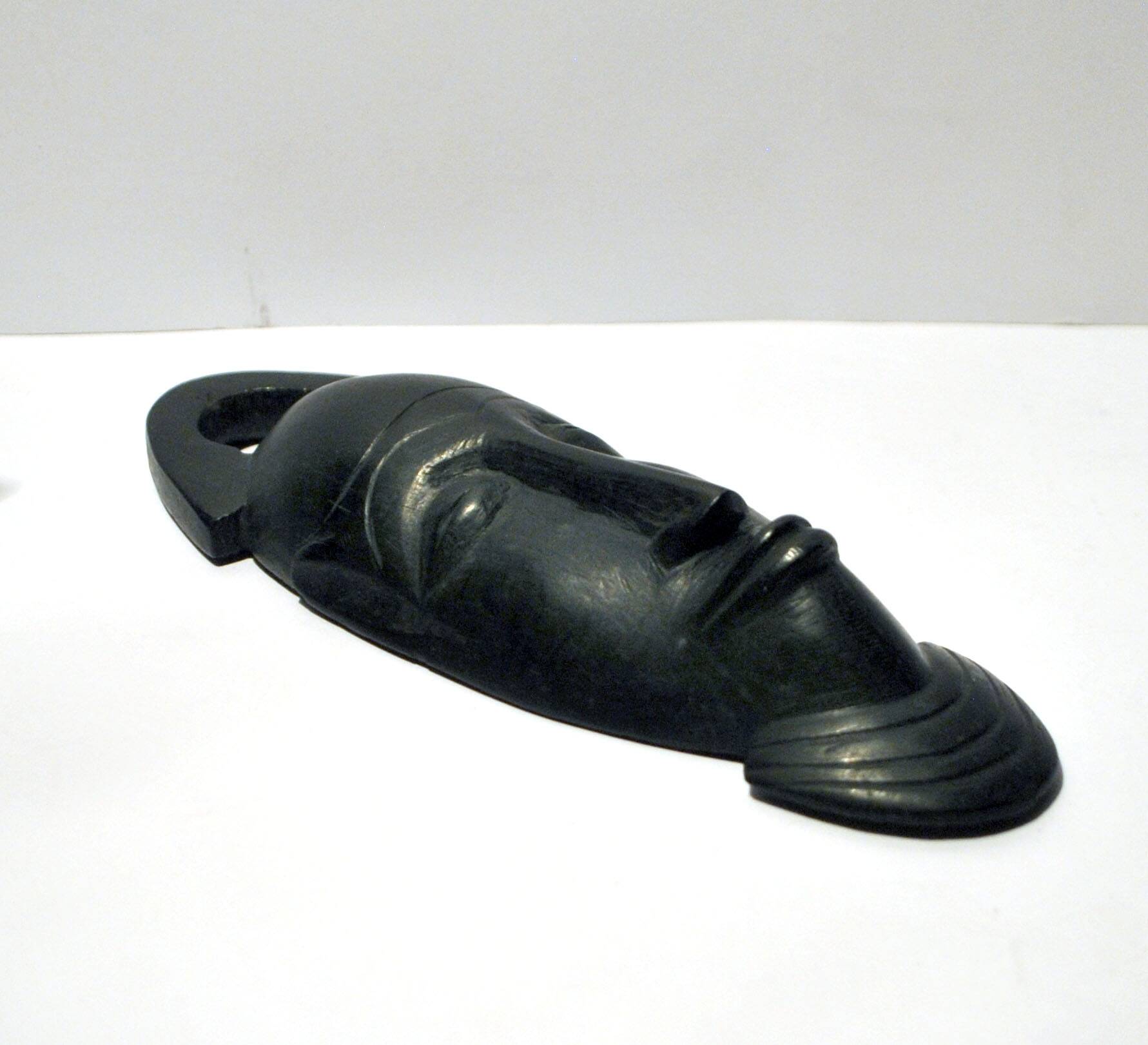 African mask smiling head in ebony wood sculpture africa 20x7cm