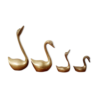Brass swan family
